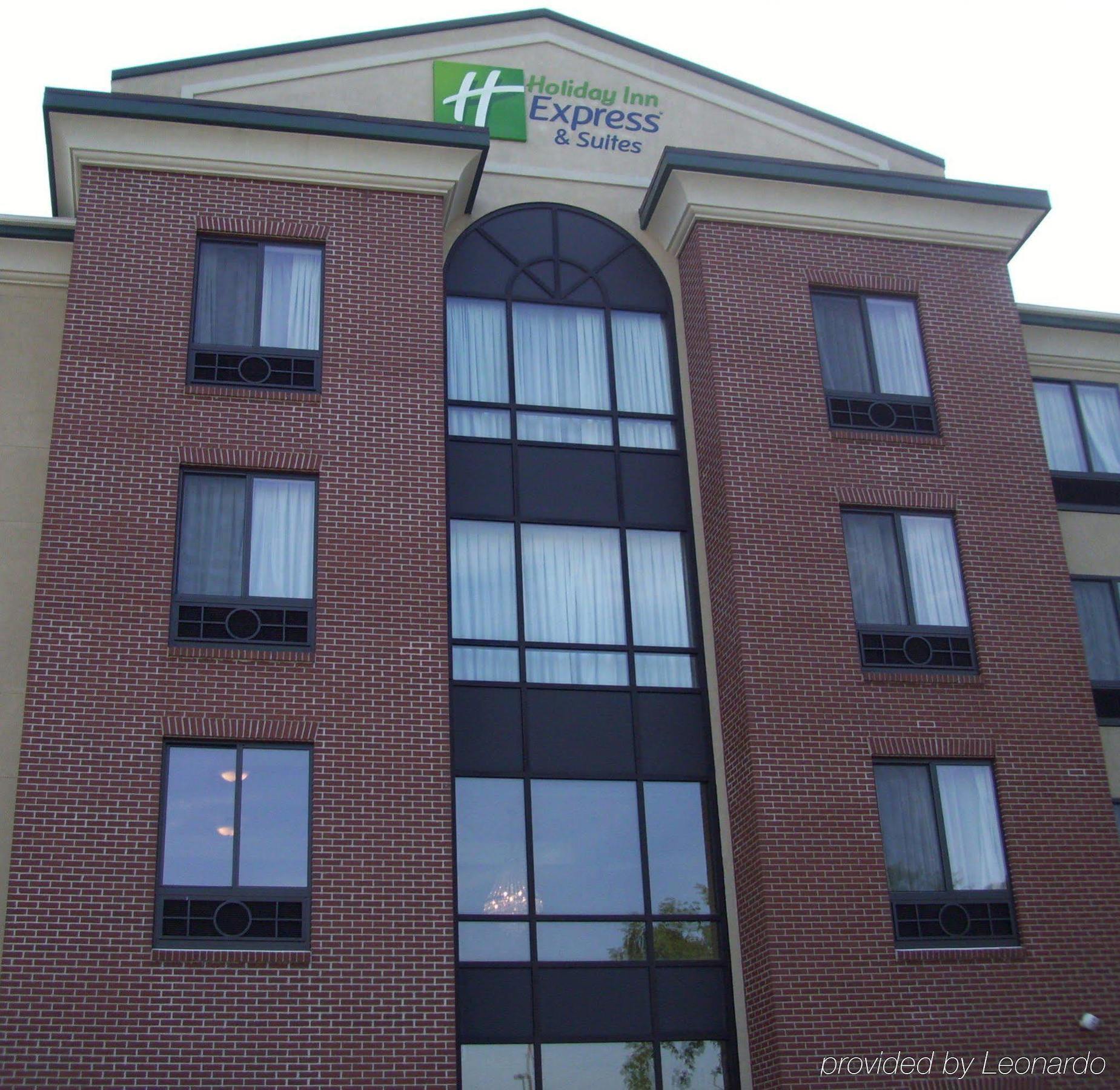 Holiday Inn Express Hotel & Suites Cleveland-Richfield By Ihg Brecksville Ngoại thất bức ảnh